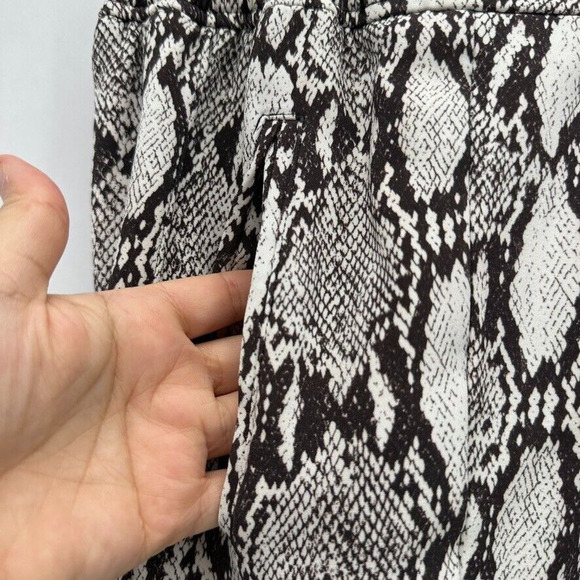 ALC Elijah Python Print Pants Size 2 Brown Ivory Ankle Zip Pull On Preppy Glam - Picture 9 of 12